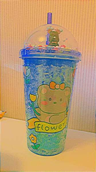 Очень крутой стакан