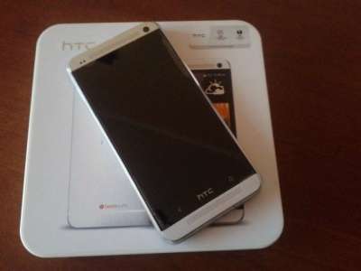 смартфон HTC HTC ONE M7