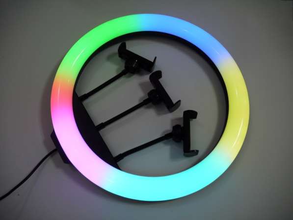 Кольцевая LED лампа RGB MJ36 36см 3 крепл. тел USB в фото 9