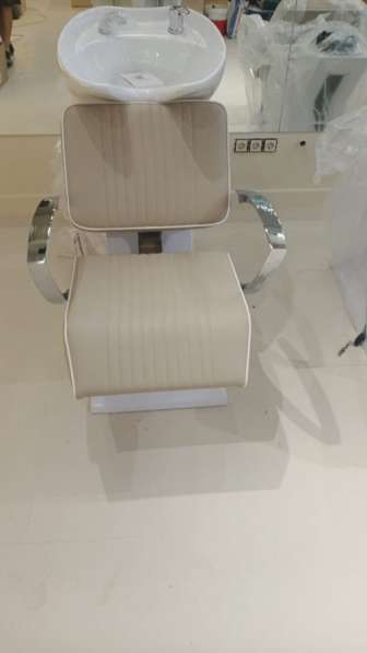 Парикмахерская мойка с креслом в Москве фото 4