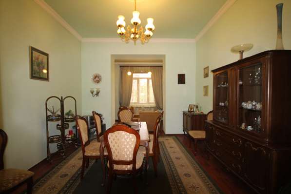 Без посредников, Квартира, 4 комнатная, Ереван, Малый Центр в фото 15