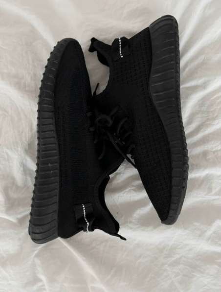 Кроссовки Yeezy в Москве фото 4