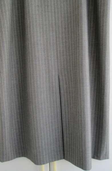 Стильная юбка серая в полоску, р.48,ФРГ пр-во Германия в Краснодаре фото 6