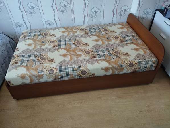 Продам кровать