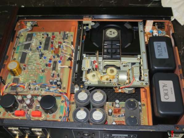 СД-проигрыватель Sony CDP -Х7esd в Саратове фото 5