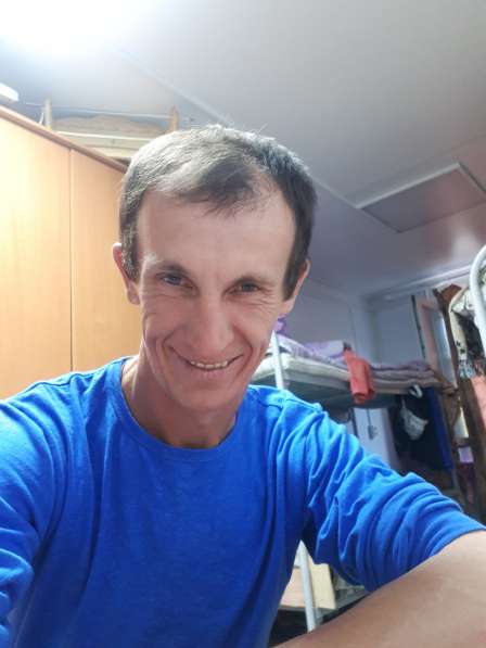 Виталя, 42 года, хочет познакомиться – Здравствуй моя хооошая!