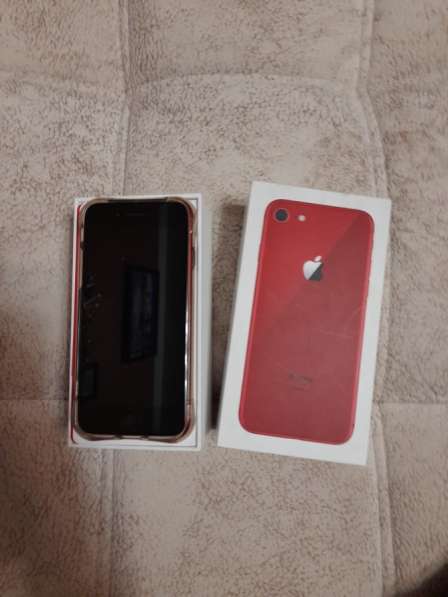 Телефон iPhone 8 64 gb red в Оренбурге фото 5