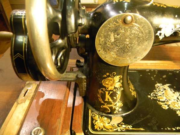 Швейная машинка "PFAFF", антикварн.,до 1908г. и коробка запч в фото 9