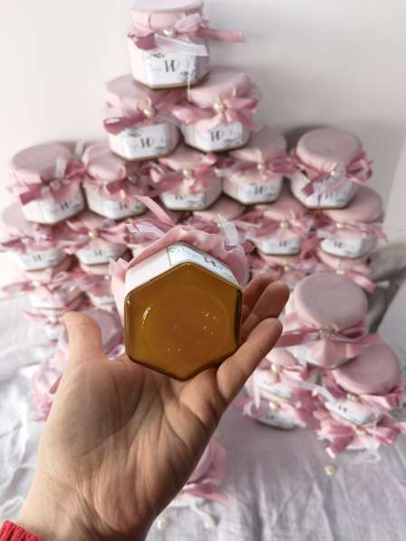 Подарки гостям на свадьбу - баночки с медом в Ростове-на-Дону