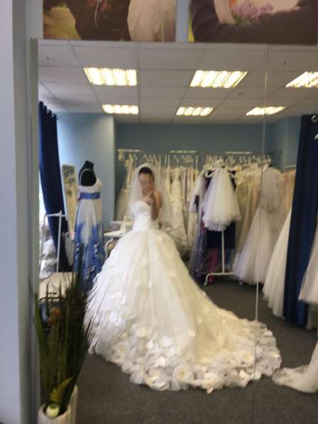 Новое шикарное свадебное платье в Москве фото 3