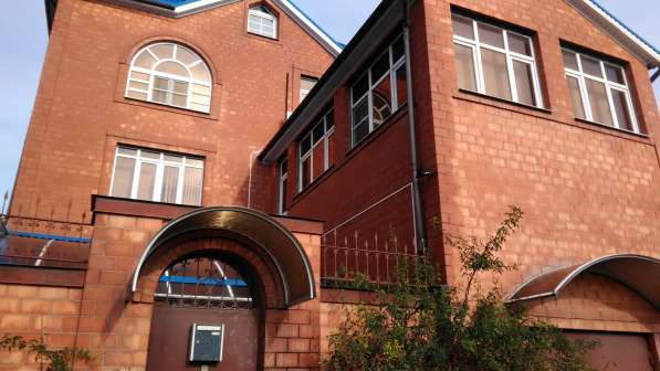 Продам дом в Ростов-на-Дону.Жилая площадь 400 кв.м.