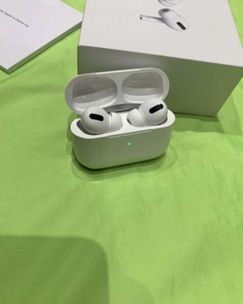 Apple AirPods Pro беспроводные наушники в Москве