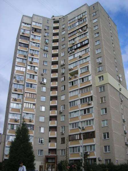 Продам 2-кв.Виноградарь,пр.Порика,9.Дом 2005 года.С ремонтом в 