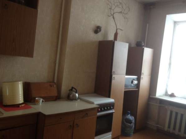 Продам 2-комнатную полнометражную квартиру в Центре в Кемерове фото 7