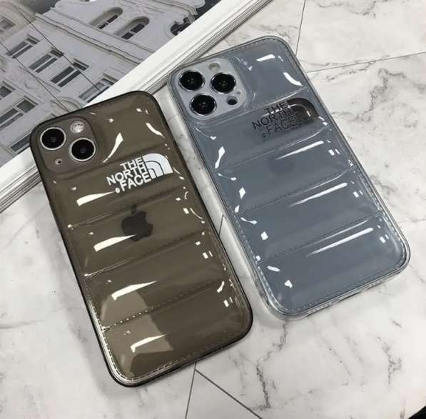 Силиконовый чехол на iPhone 11, 12, 13