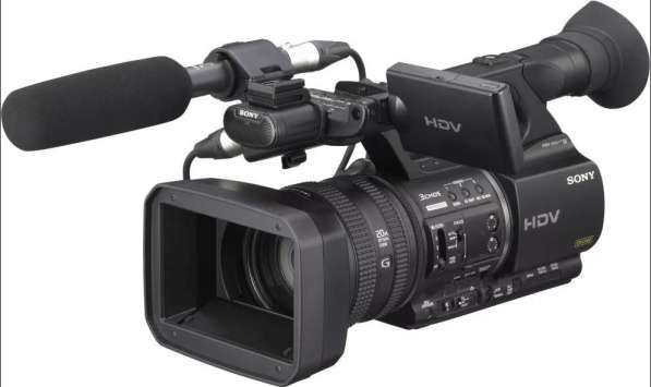 Видеокамера Sony HVR-Z5E + рекордер HVR-M