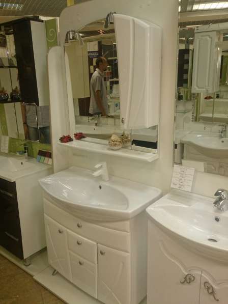 Продается мебель для ванных комнат новая в Москве фото 9
