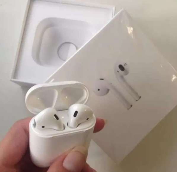 AirPods