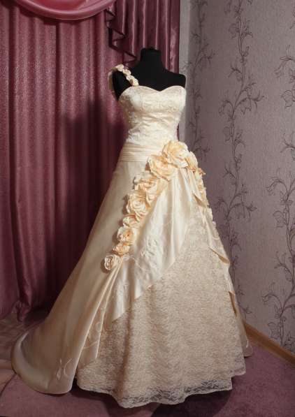Оригинальное свадебное платье в Симферополе фото 5