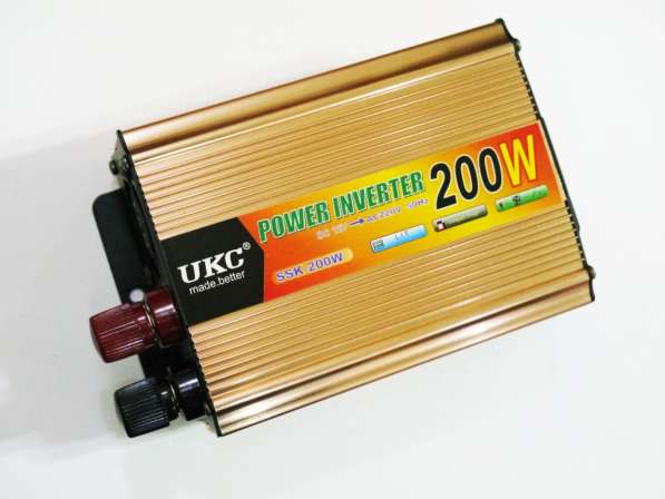 Преобразователь (инвертор) UKC 200W 12V-220V в фото 3