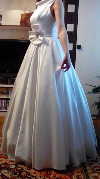 Платье на выпускной, свадебное в фото 7