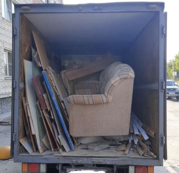 Вывоз старой мебели, строительного мусора, хлама в Перми фото 11