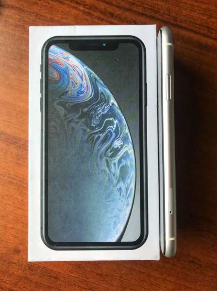 IPhone XR 64 gb white в Санкт-Петербурге фото 3