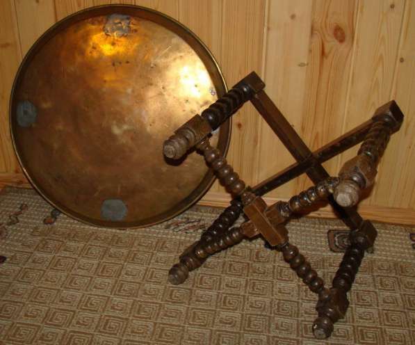 Столик старинный (P377) в Москве