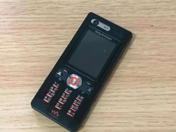 Новый Sony Ericsson Walkman W880i (оригинал) в Москве фото 4