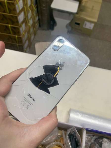 Айфон 10 64Гб