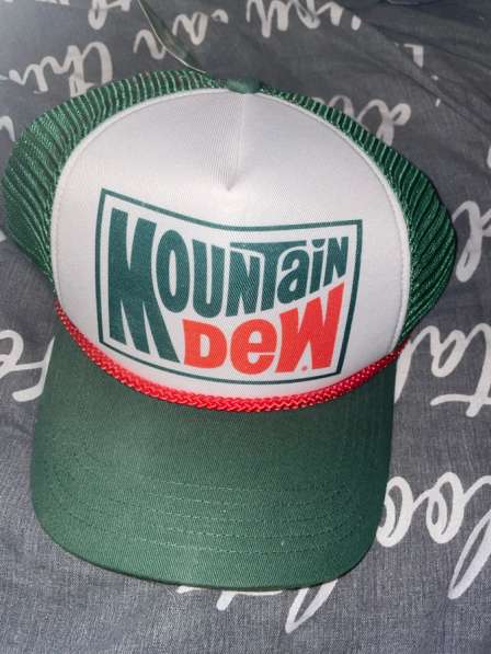 Кепка mountain dew