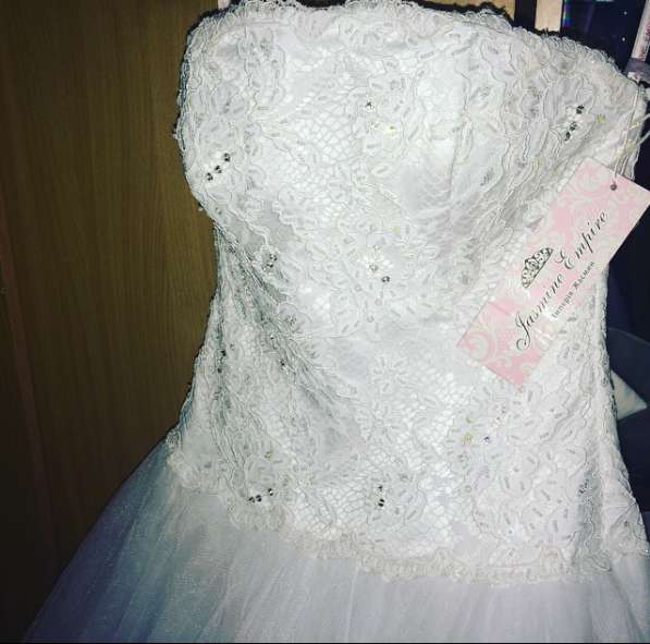 Свадебное платье в Саратове