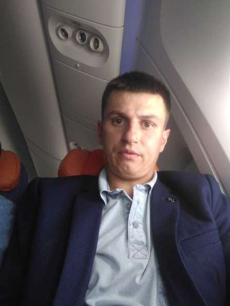 Антон, 31 год, хочет пообщаться в Владивостоке