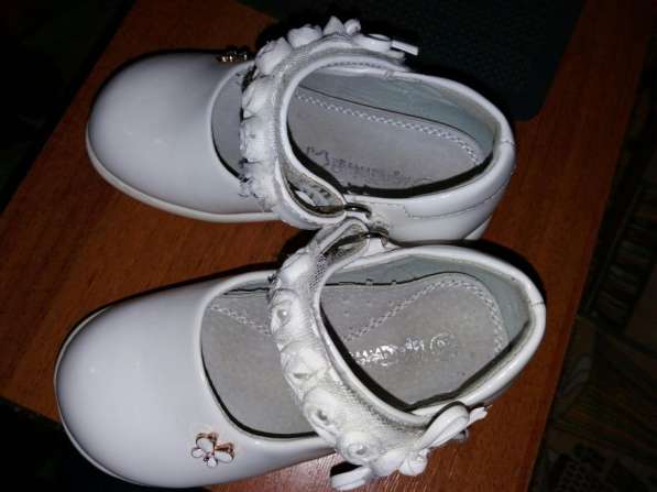Туфли белые в фото 7