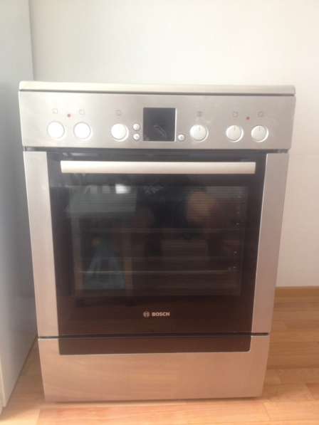 Продам керамическую плиту Bosch