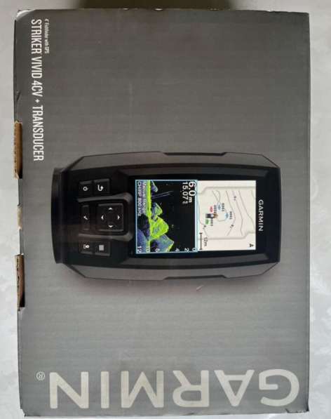 Эхолот Garmin STRIKER Vivid 4cv