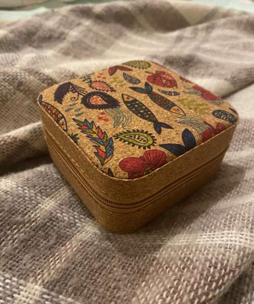 Шкатулка для украшений