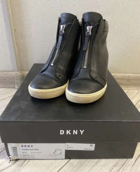 Кеды Dkny