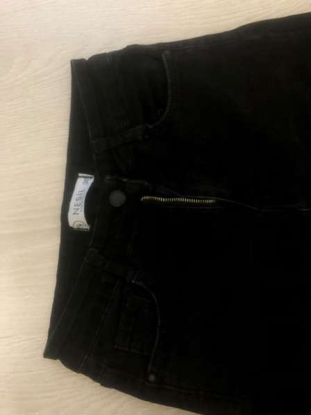 Чёрные клещённые джинсы в Владикавказе фото 4