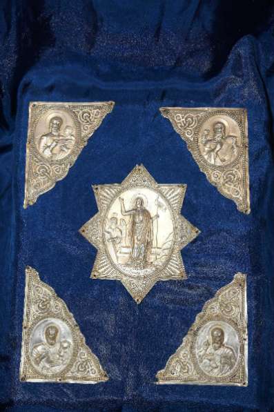 Серебряные накладки для Евангелия. 19 в. мастер Виктор Аарне, Фабе