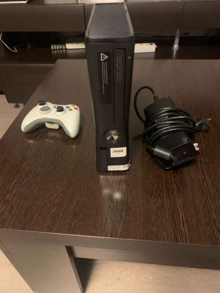 Xbox 360 прошитый freeboot 43 игры