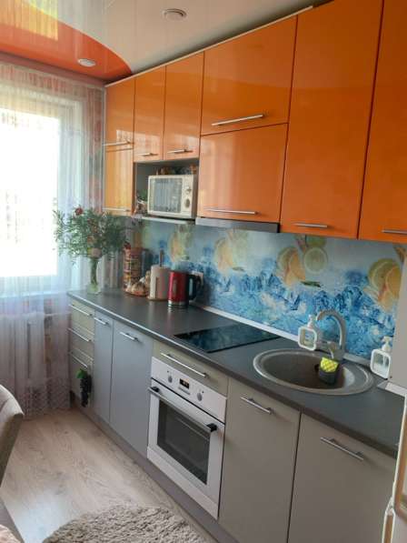 Продам кухонный гарнитур, недорого