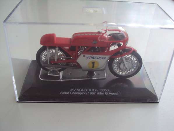 Мотоцикл agusta 3 cil 500cc World Champion 1967