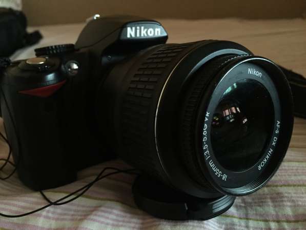 Nikon d3000 kit 18/55 vr