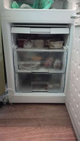 Холодильник б/у в Калининграде фото 3