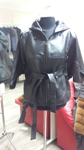 Эксклюзивные кожаные куртки и дубленки в фото 19