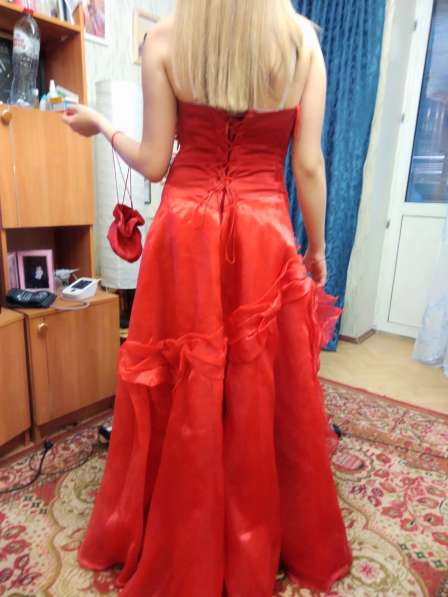 Свадебное красное платье в Волоколамске фото 7