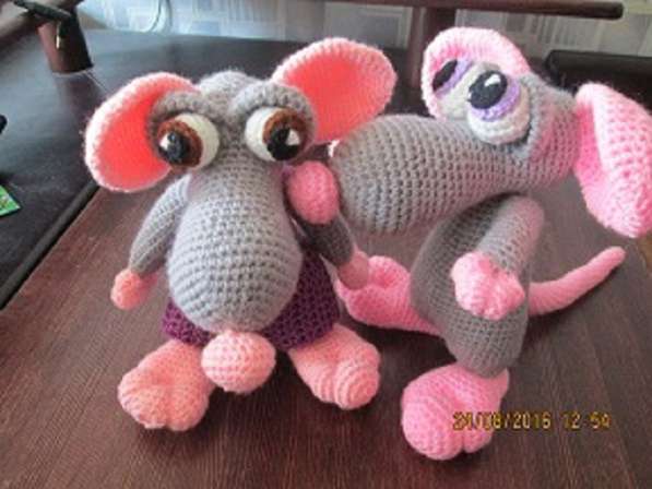 Вязаная игрушка "мышь с розовыми ушами" в Москве фото 3