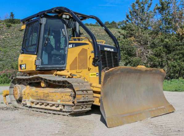 Бульдозер Caterpillar D5K XL