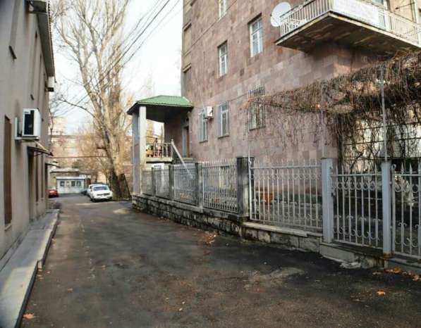 Пятикомнатная квартира в Ереване в фото 13